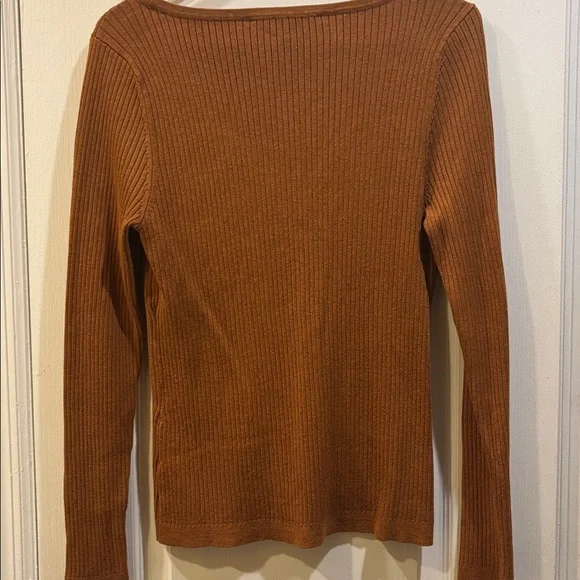 White House Black Market Copper Ribbed Long Sleeve Tight Knit Top Size Large - Picture 2 of 13
